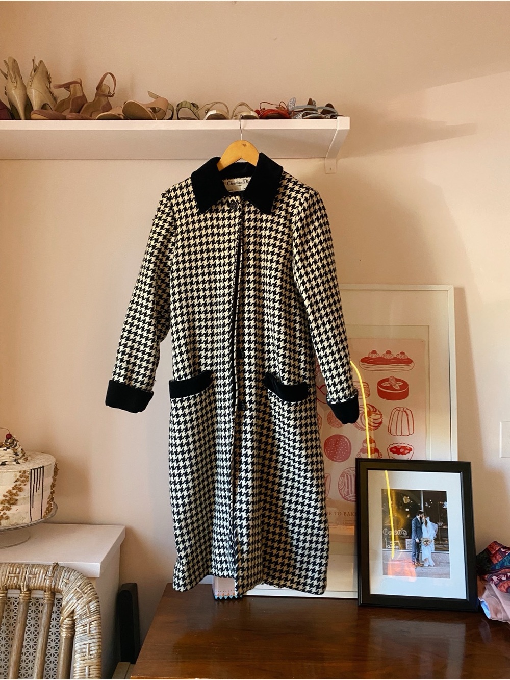 CHRISTIAN DIOR wool & velvet houndstooth coat - Picture 3 of 5